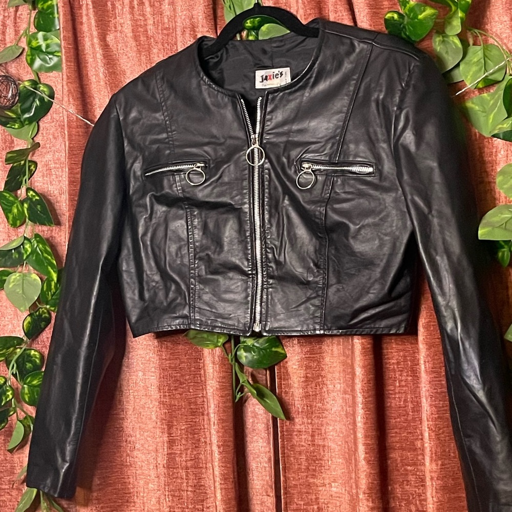 Jaxie / Genuine Leather Cropped Jacket 🖤
